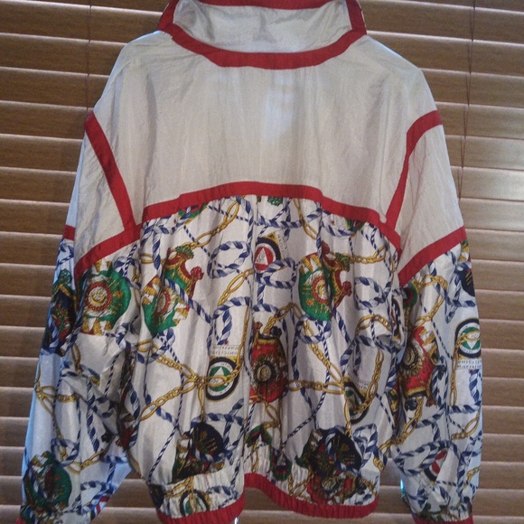 Wind Breaker - Picture 3 of 4